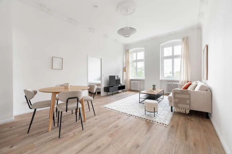 Beeindruckende 2-Zimmer Wohnung in Mitte - voll möbliert — photo 1